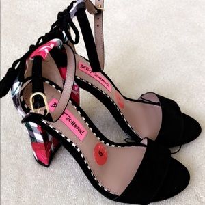 Betsy Johnson Floral Heels
